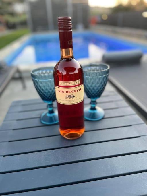 Villa Sheila With Private Pool Roumeli Екстер'єр фото