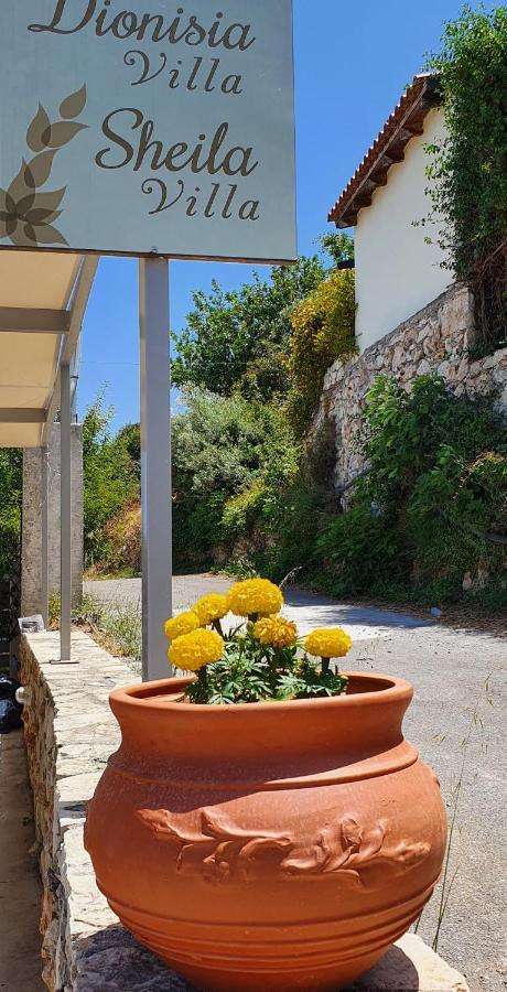 Villa Sheila With Private Pool Roumeli Екстер'єр фото